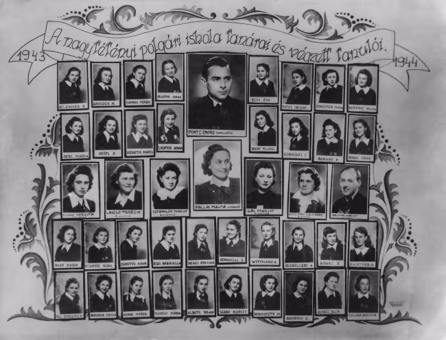 A nagytétényi polgári iskola tanárai és végzett tanulói - 1943/1944